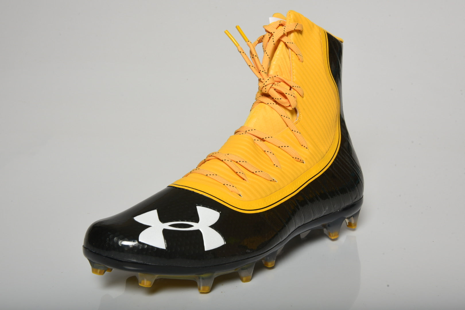 UA Highlight MC Football Cleats